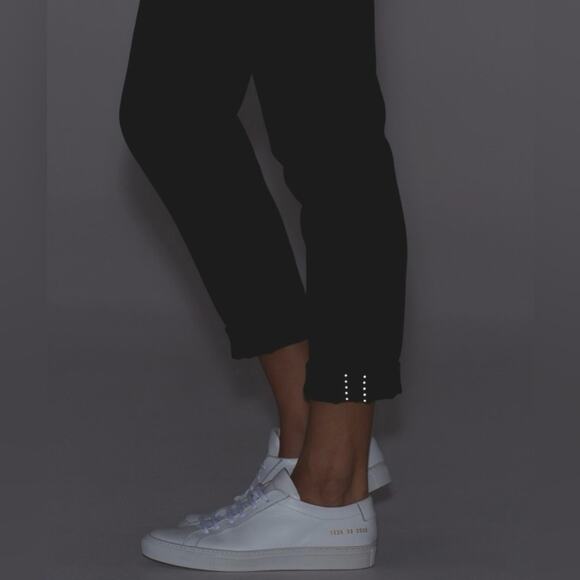 Lululemon City Trek Athleisure Office Casual Slim Trouser In Ponte Black Sz 2 - Picture 4 of 16